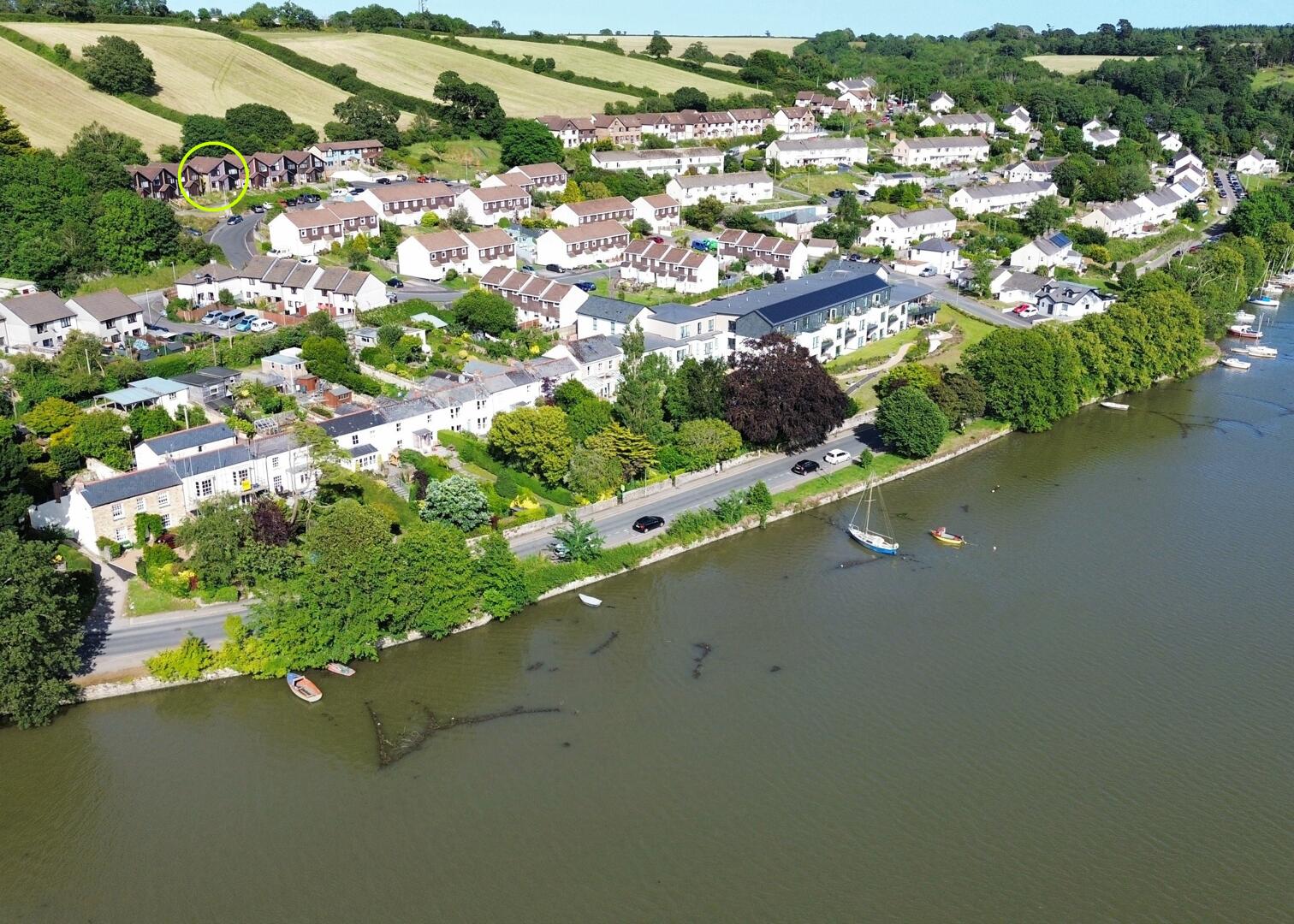 2 bed property in Riverside View, Truro